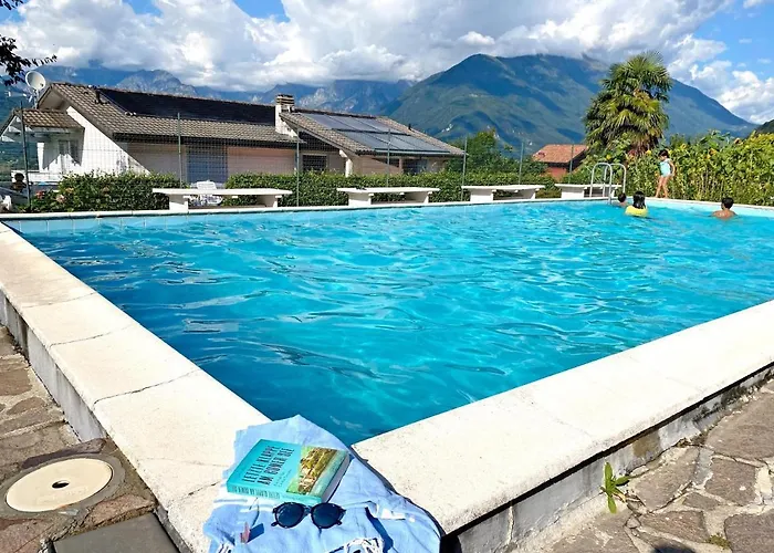 Apartment Sole 4 Garten Mit Pool Eg Colico